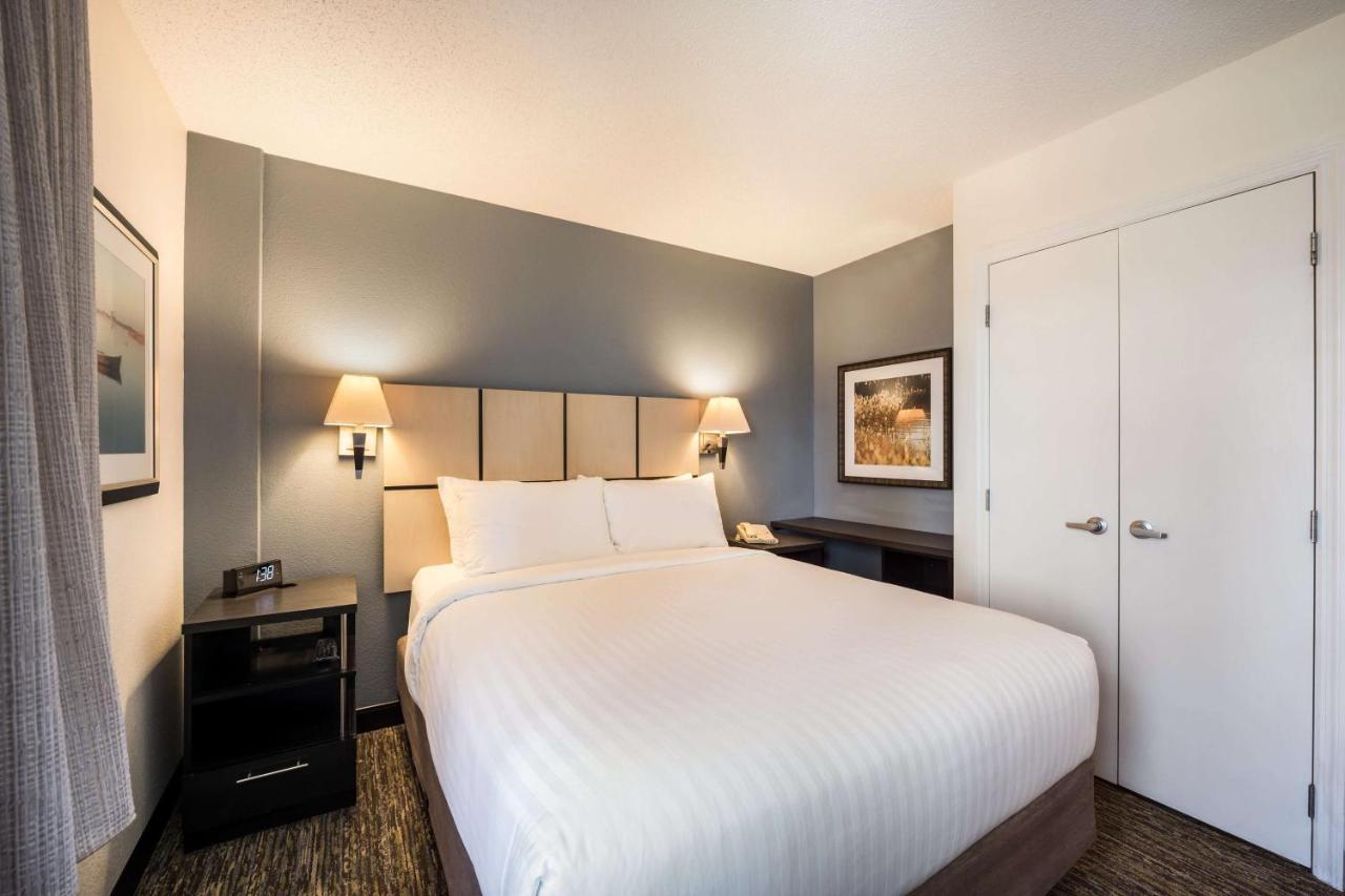 Sonesta Simply Suites Austin The Domain Area Exteriör bild